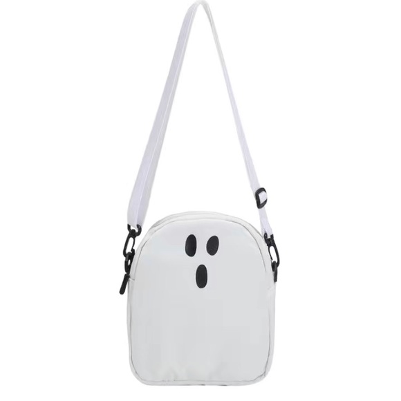 Handbags - NWOT - novelty ghost crossover bag / purse - white